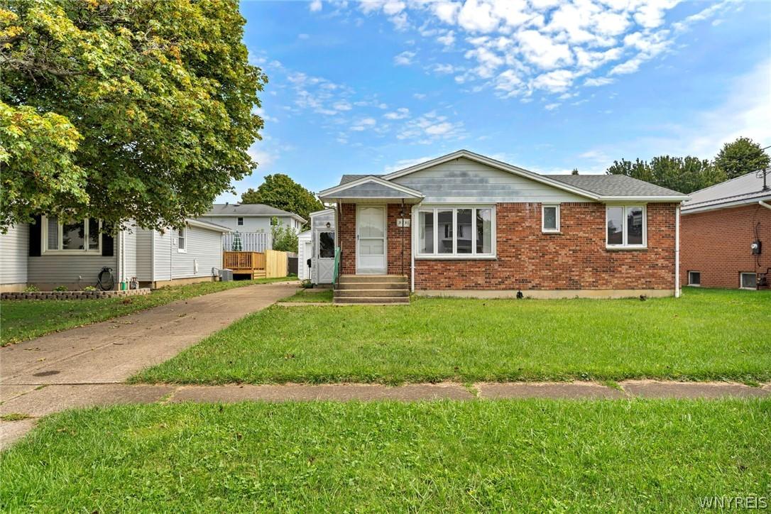 Saxony Pl, Buffalo, NY 14219