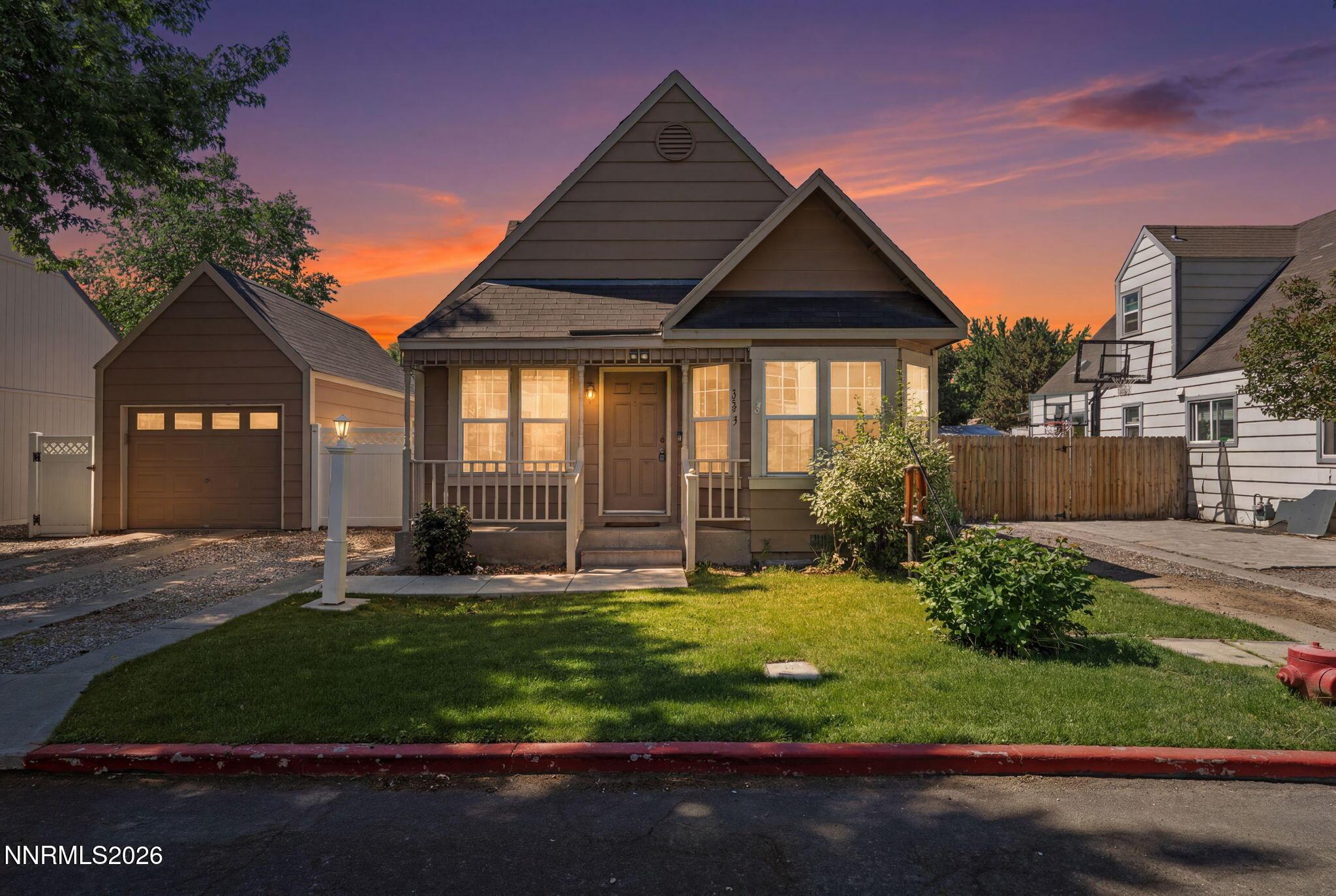 Garfield Dr, Sparks, NV 89431