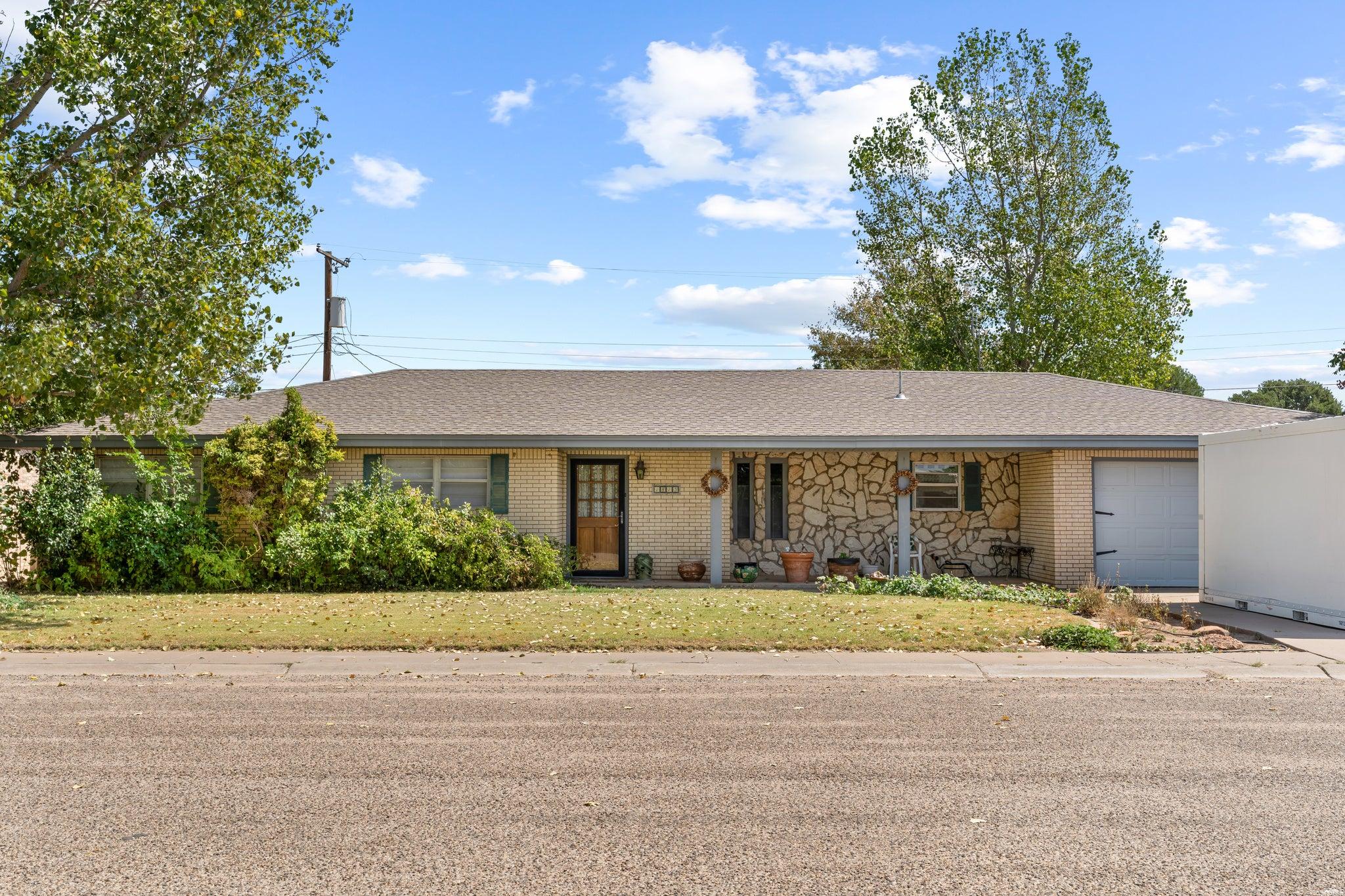 S Avenue A, Portales, NM 88130