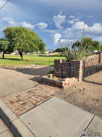 E 44th St, Yuma, AZ 85367