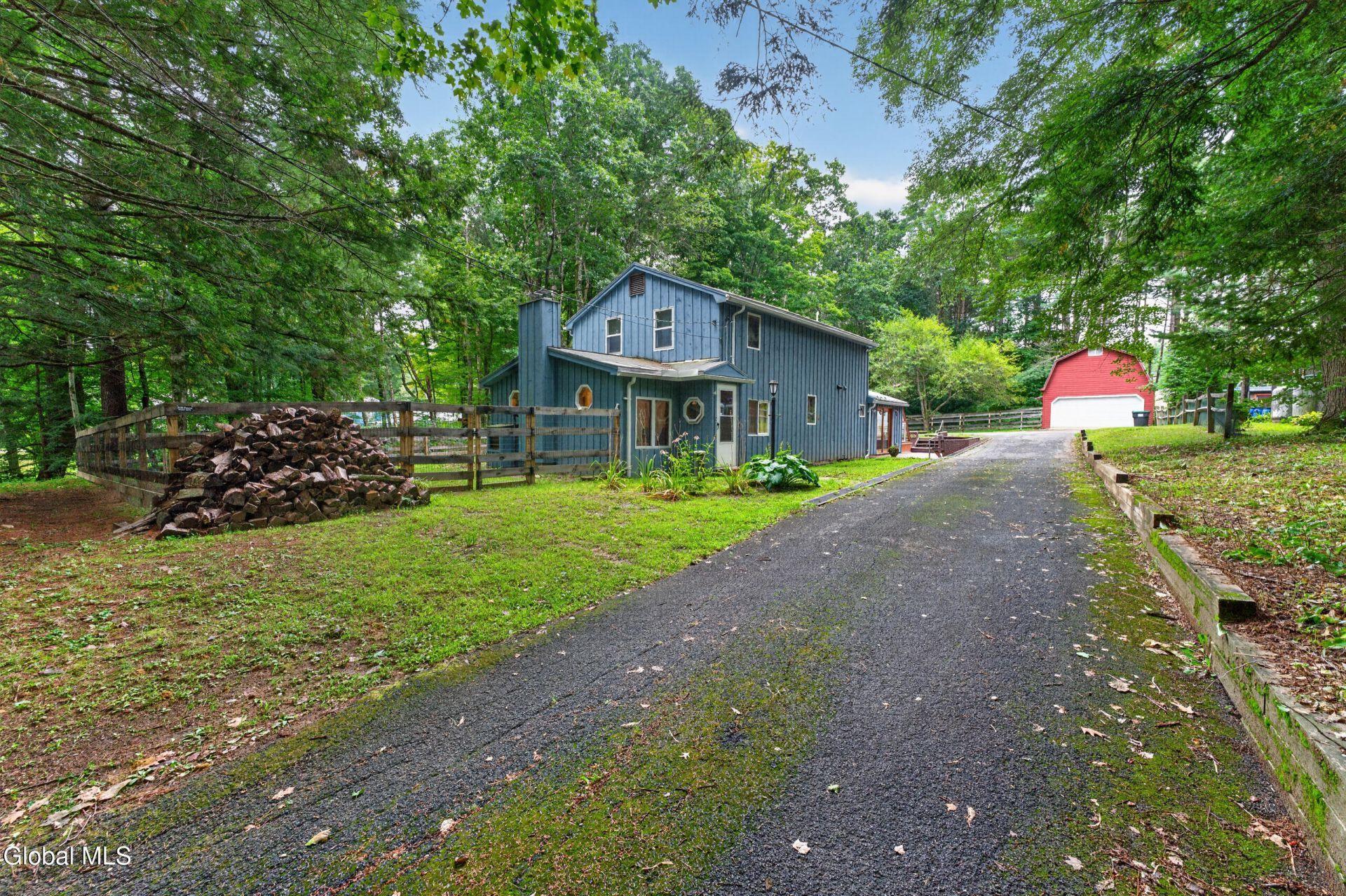 Lake Rd, Galway, NY 12074
