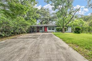 Magnolia St, Lake Jackson, TX 77566
