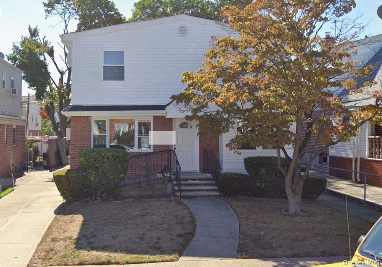 252nd St, Bellerose, NY 11426