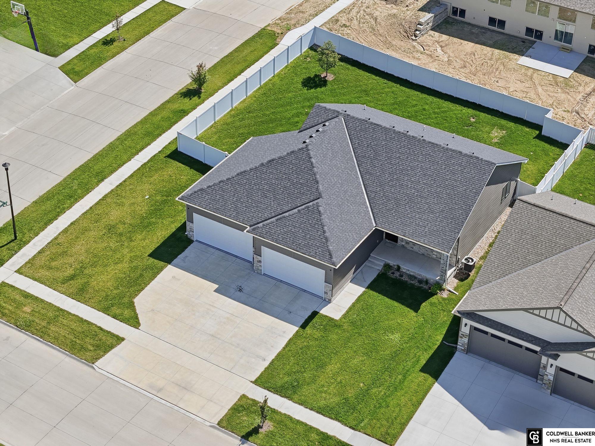 N 105th St, Lincoln, NE 68527