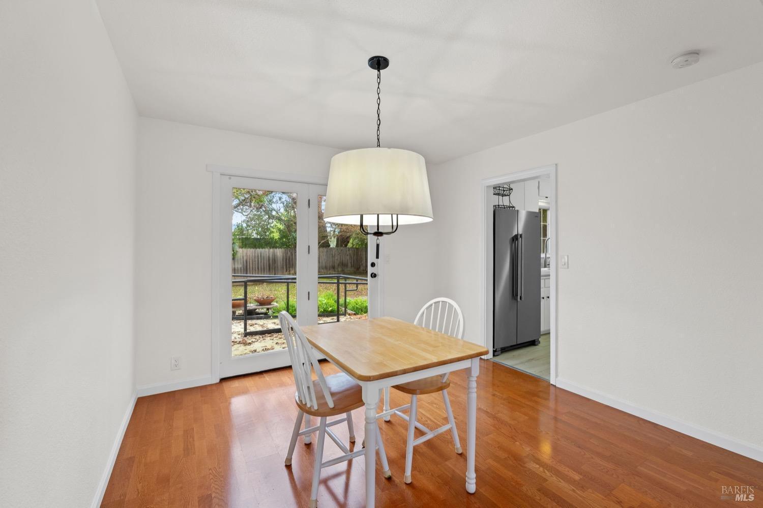 Crinella Dr, Saint Helena, CA 94574