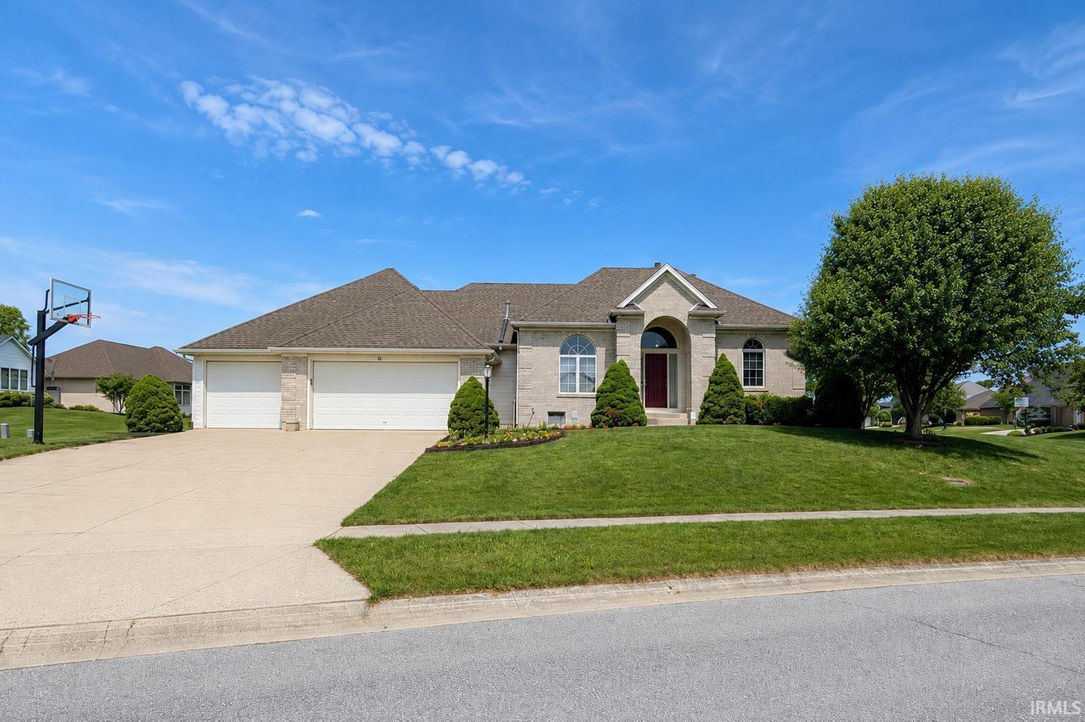 Drayton Pkwy, Fort Wayne, IN 46845