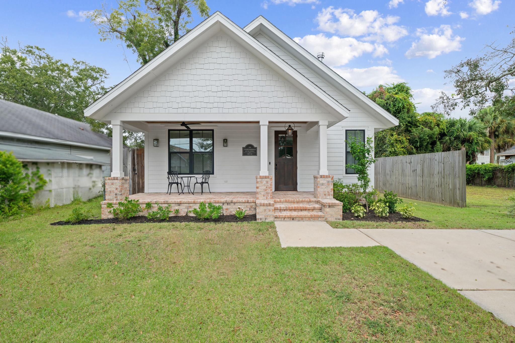N 8th Ave, Pensacola, FL 32503