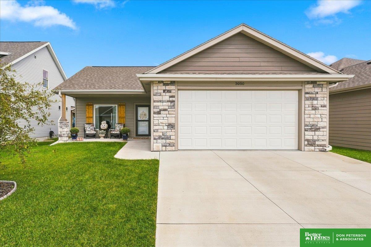 Cottage Grove Ln, Fremont, NE 68025