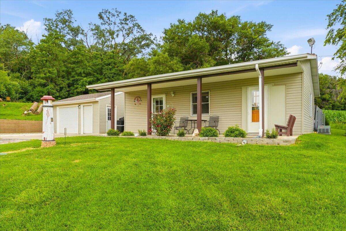 Kane Ave, Glenwood, IA 51534
