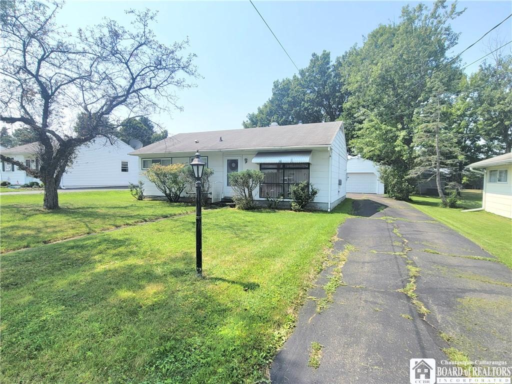 Delaware Ave, Jamestown, NY 14701