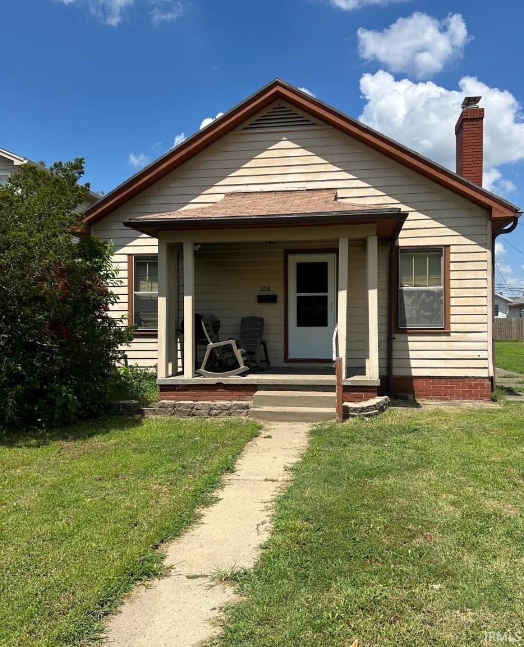 E Gum St, Evansville, IN 47714