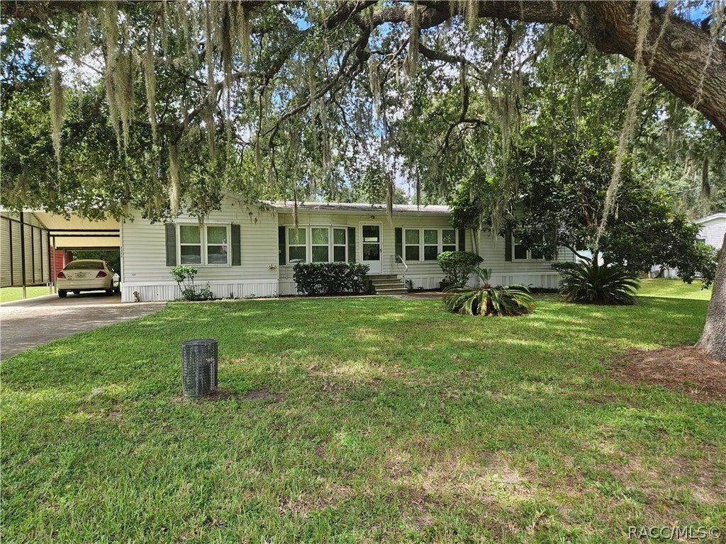N Weewahi Pt, Crystal River, FL 34428