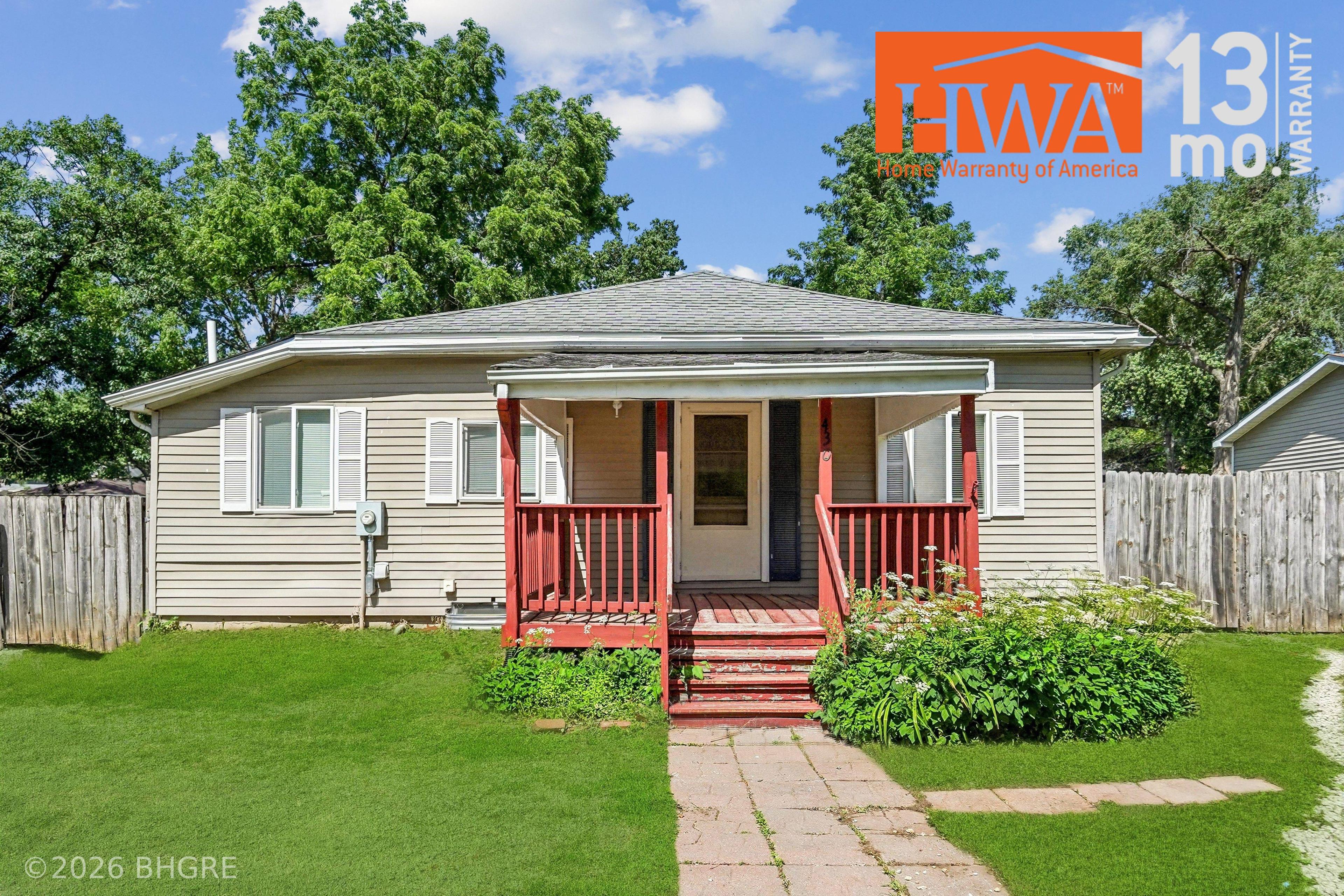 Garfield St, Carlisle, IA 50047