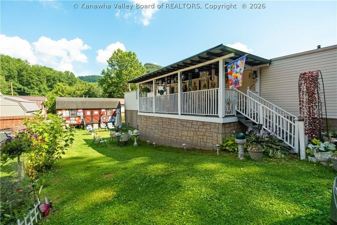 Campbells Creek Dr, Charleston, WV 25306