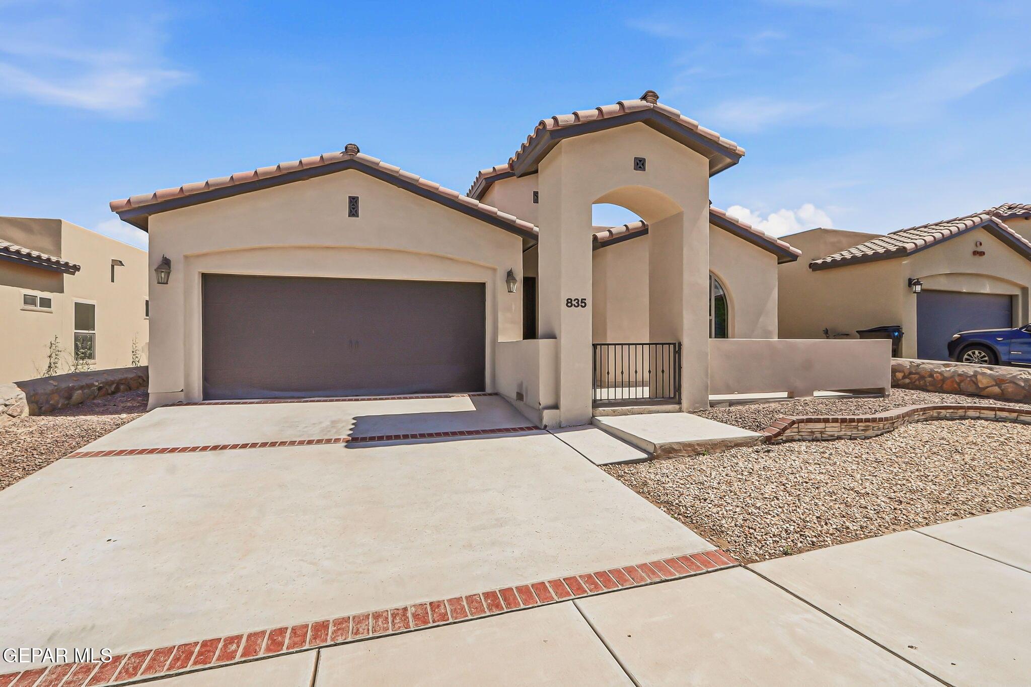 Bronze Hill Ave, Santa Teresa, NM 88008