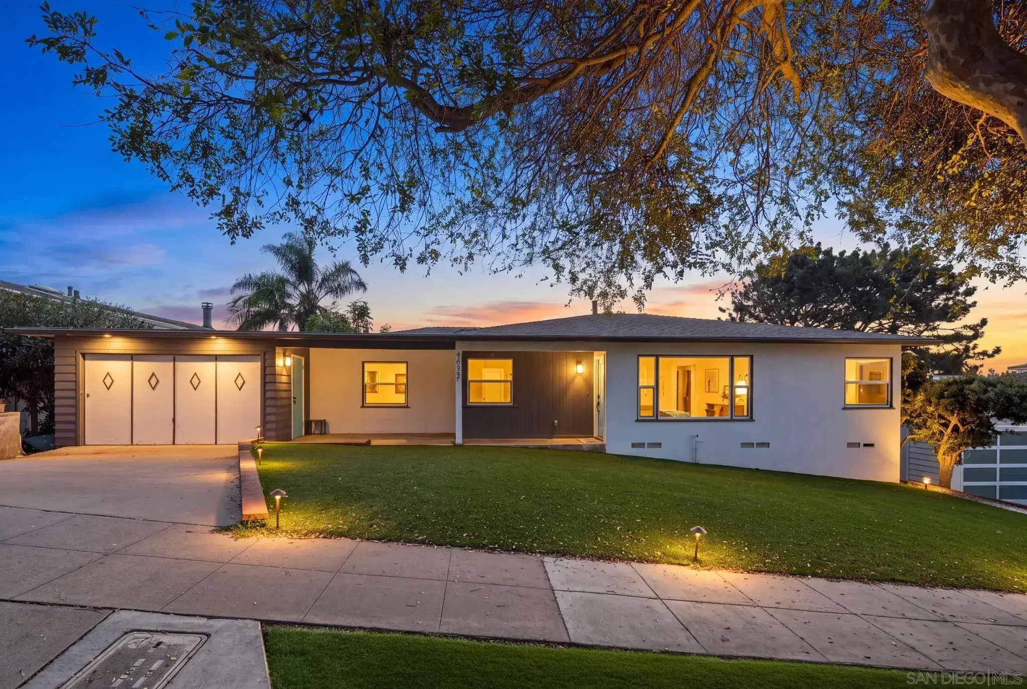 Del Mar Ave, San Diego, CA 92107