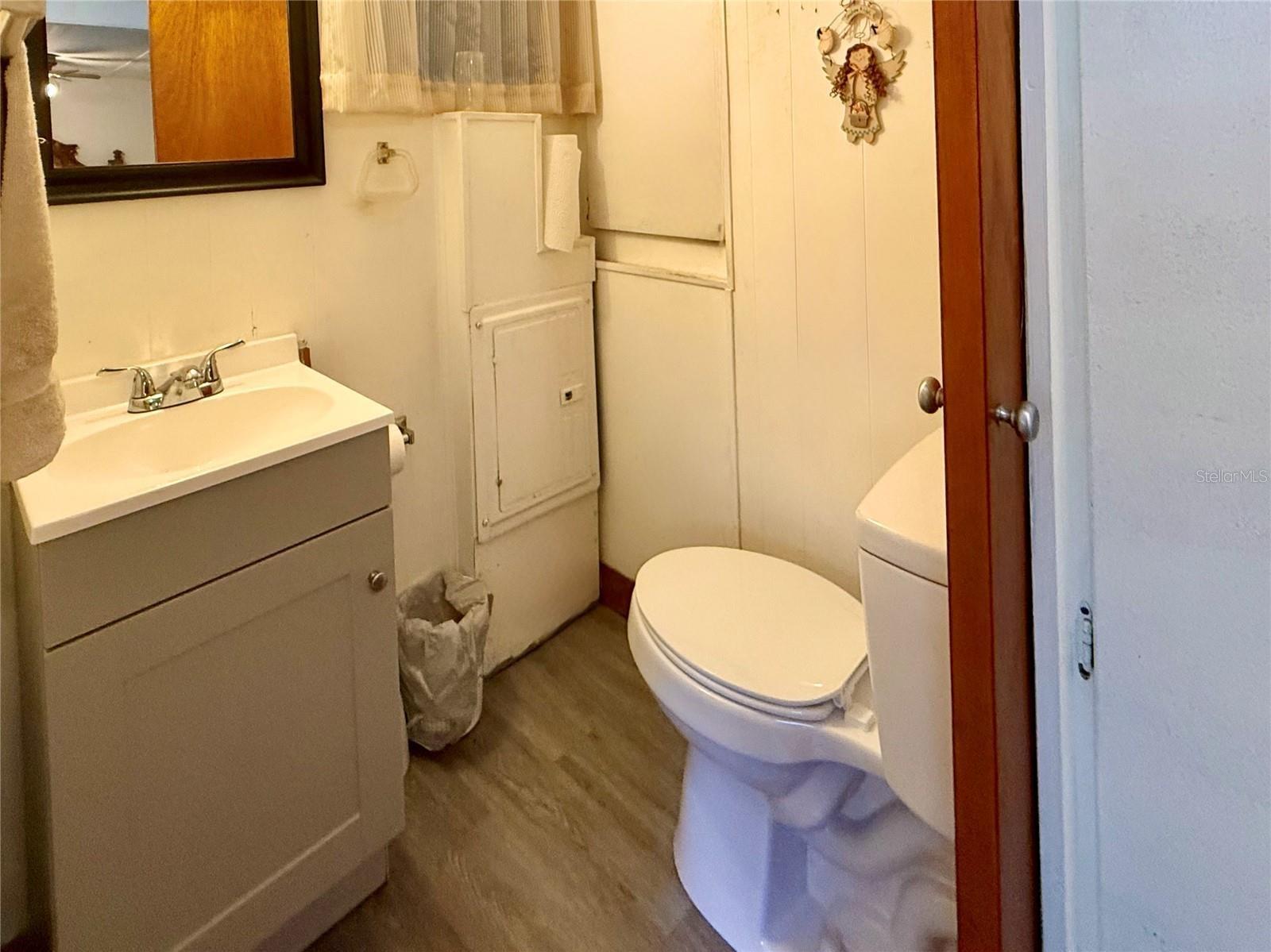 Ridgewood Dr, Zephyrhills, FL 33542