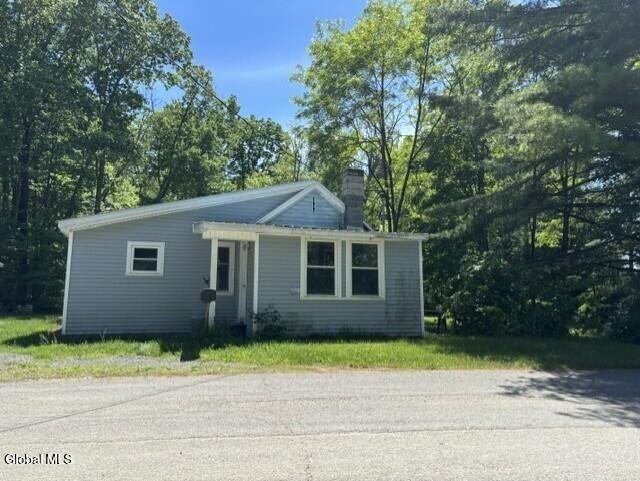 S Pine St, Gloversville, NY 12078