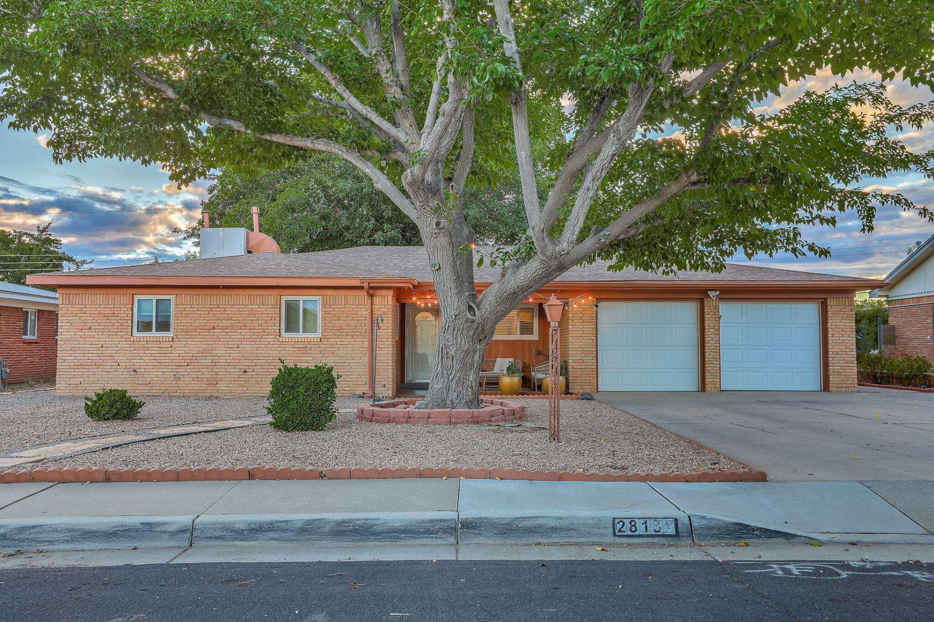 Florida St Ne, Albuquerque, NM 87110