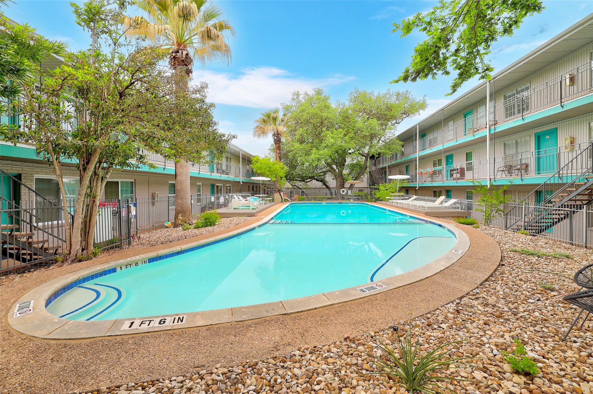 Crockett St, Austin, TX 78704