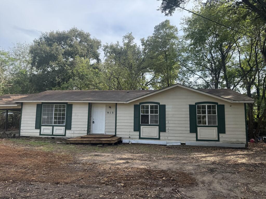 Hylane St, Lufkin, TX 75904