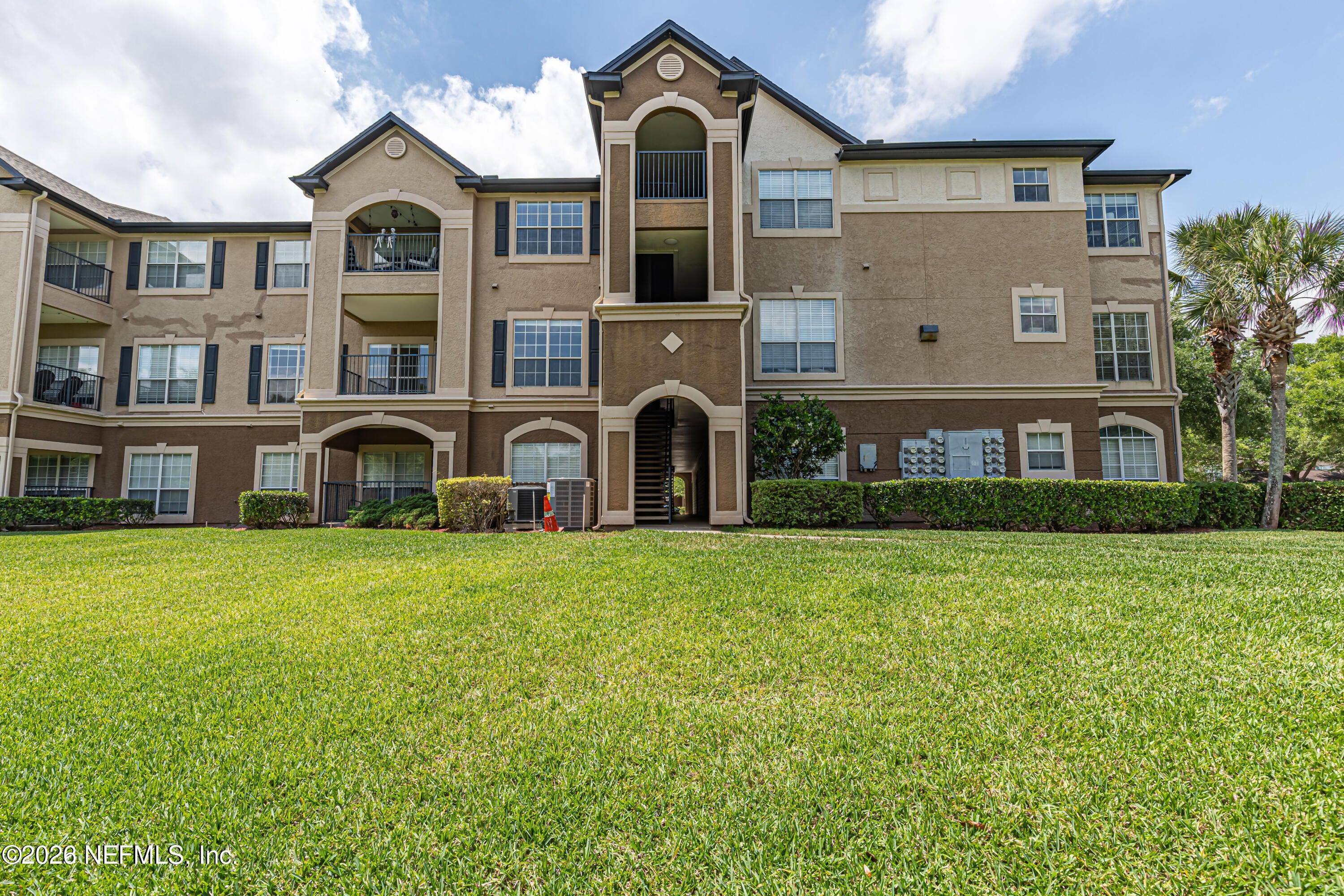 Burnt Mill Rd, Jacksonville, FL 32256