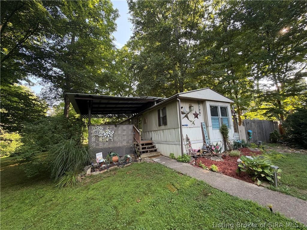 N Shawn Dr, Pekin, IN 47165