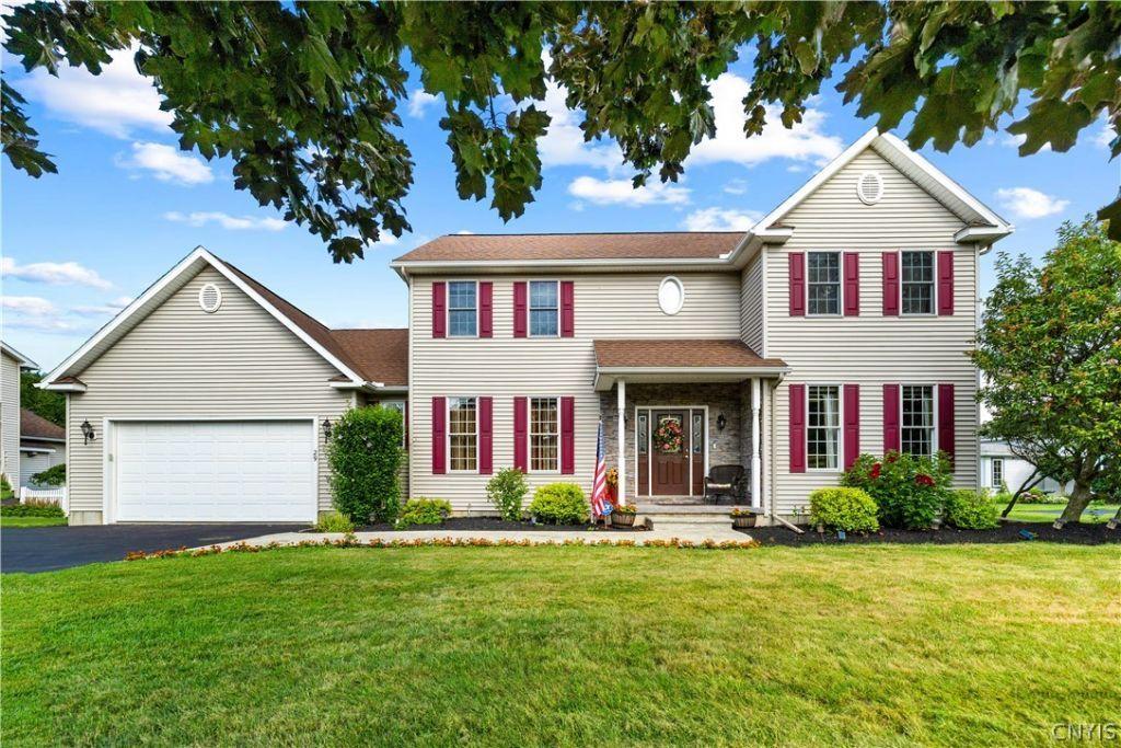 Country Club Dr, New York Mills, NY 13417
