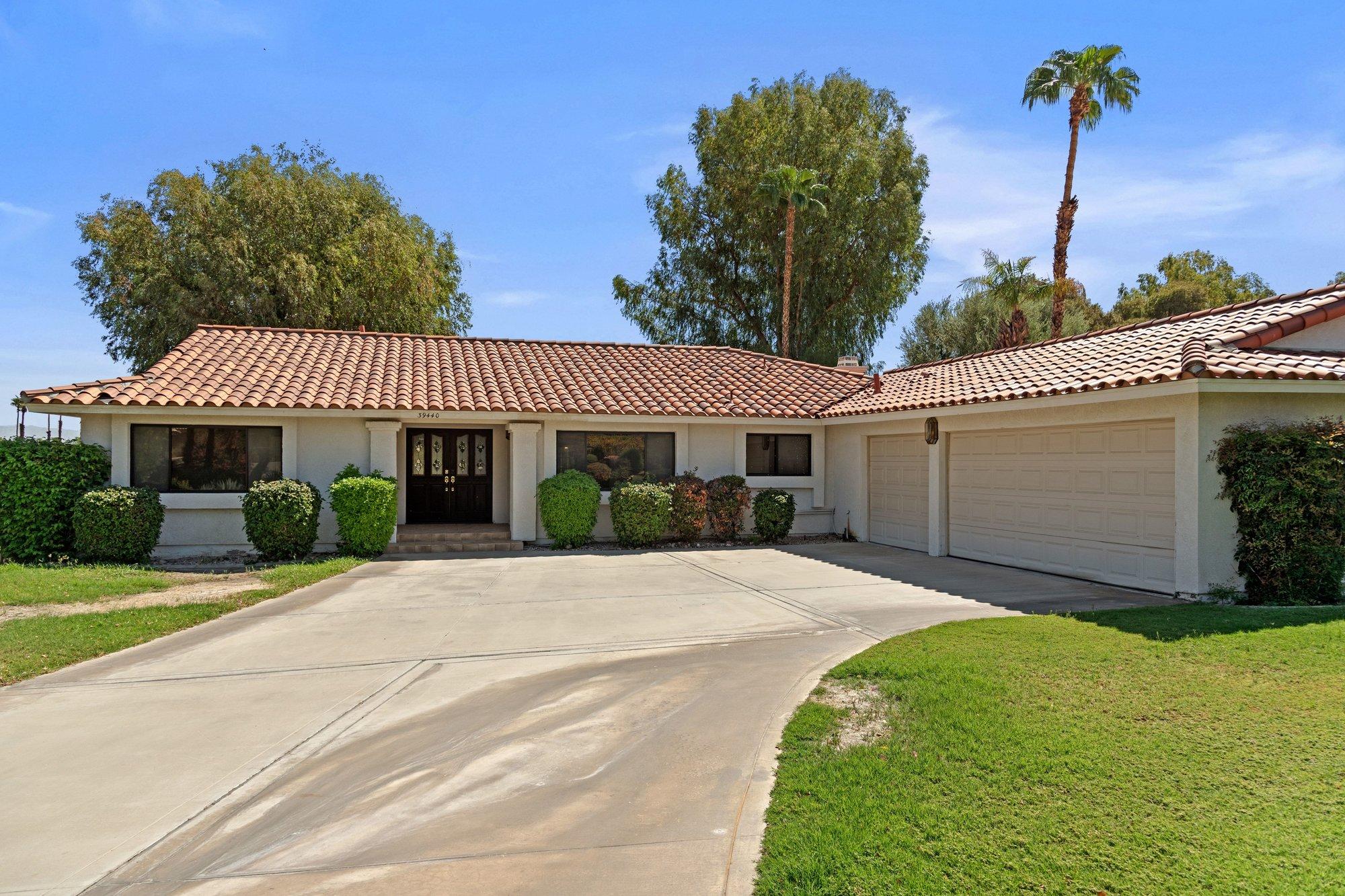 Tandika Trl S, Palm Desert, CA 92211