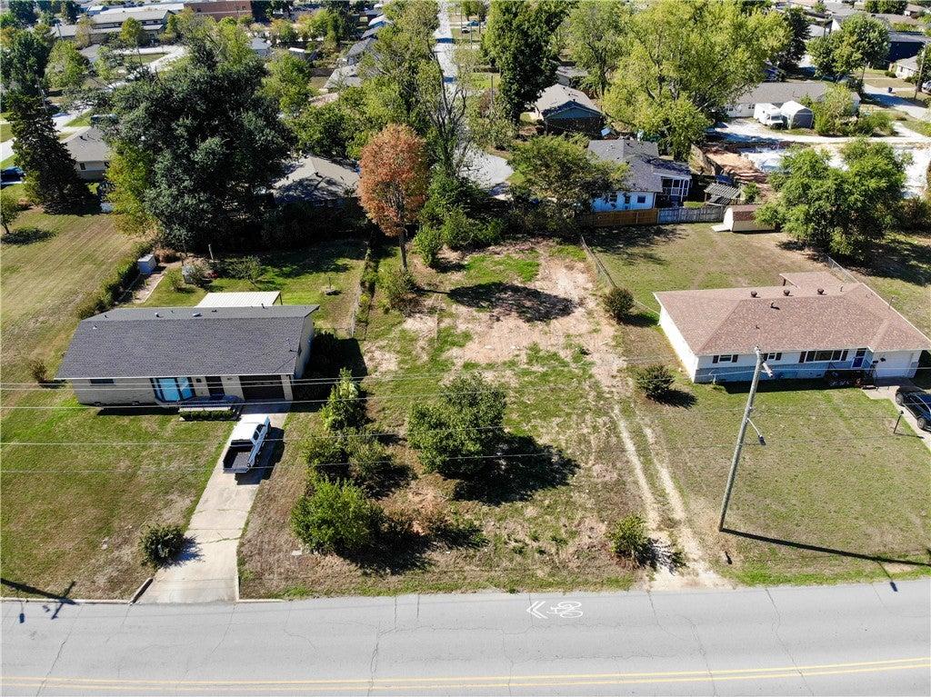 Bella Vista Rd, Bentonville, AR 72712