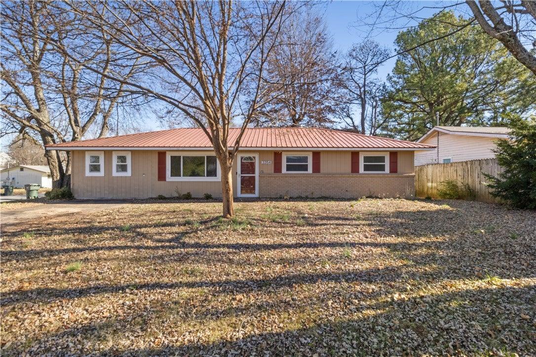 N Martin Ave, Fayetteville, AR 72703