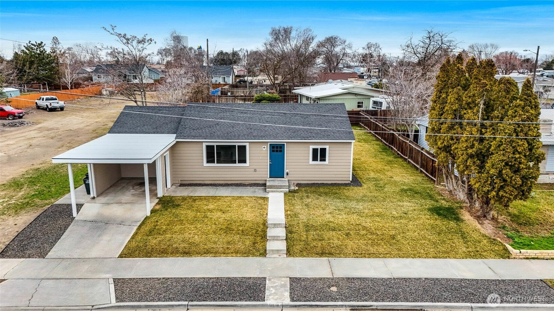 W Lakeside Dr, Moses Lake, WA 98837