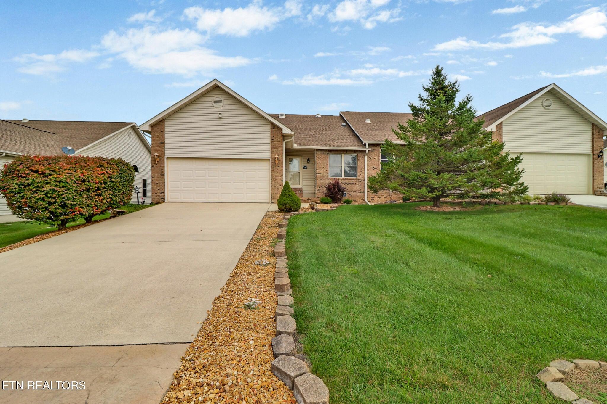 Woodgate Dr, Crossville, TN 38571