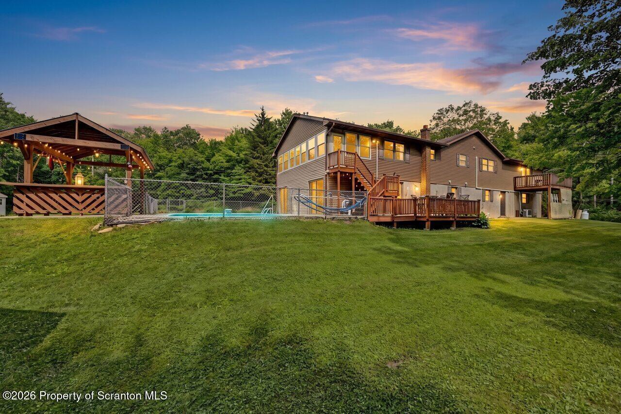 Buckingham St, Elmhurst Township, PA 18444