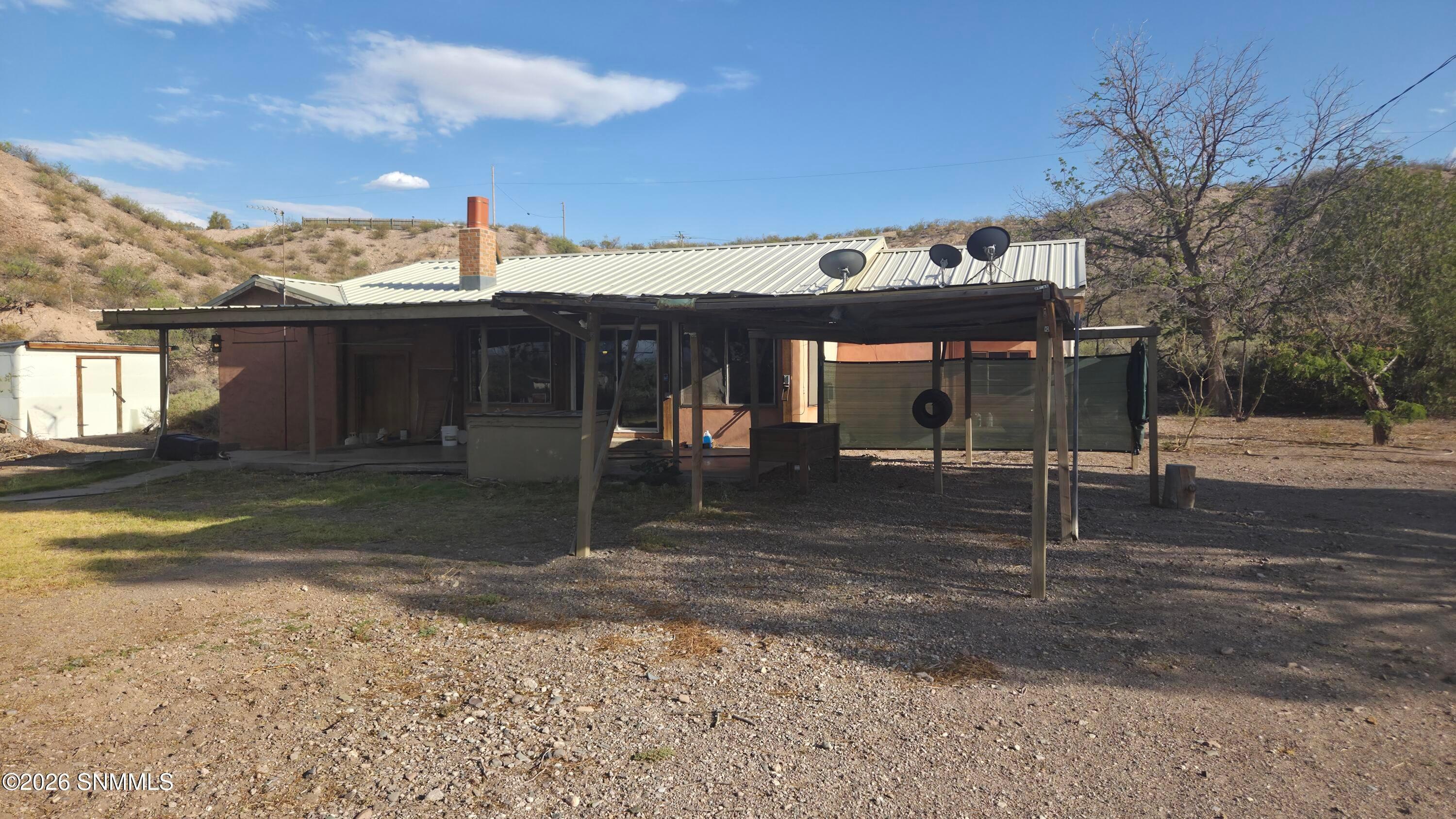 Highway 187, Williamsburg, NM 87942