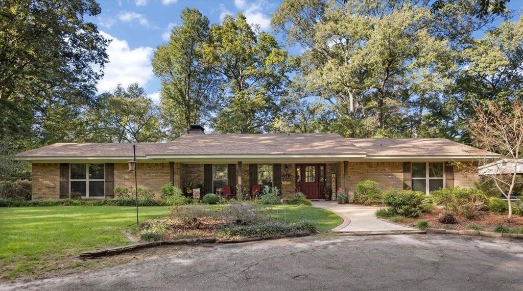 Hidden Valley Dr, Carthage, TX 75633