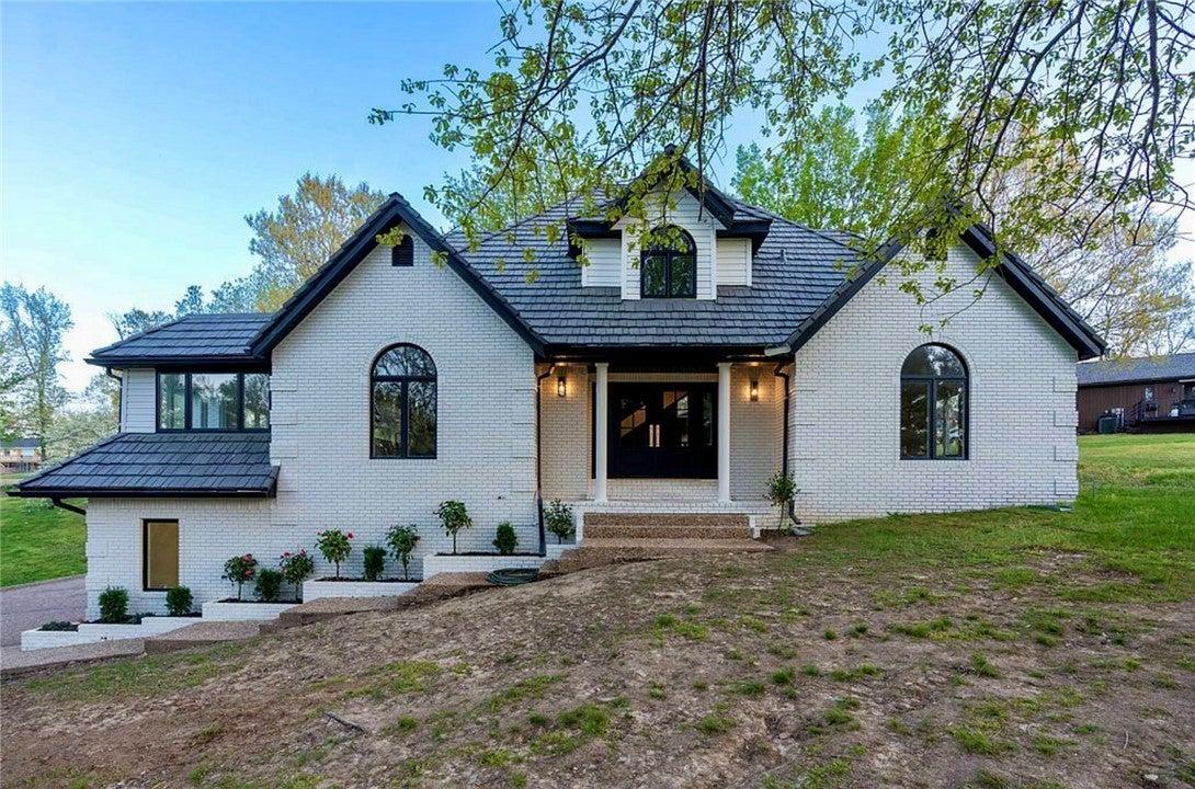 Zimmerman Ln, Rogers, AR 72756