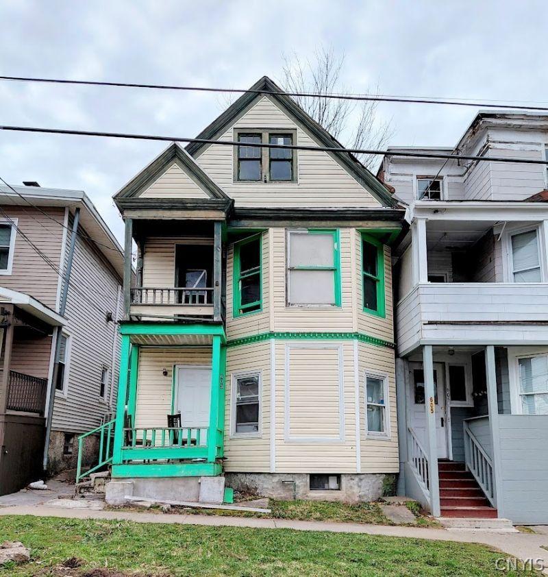 William St, Utica, NY 13502