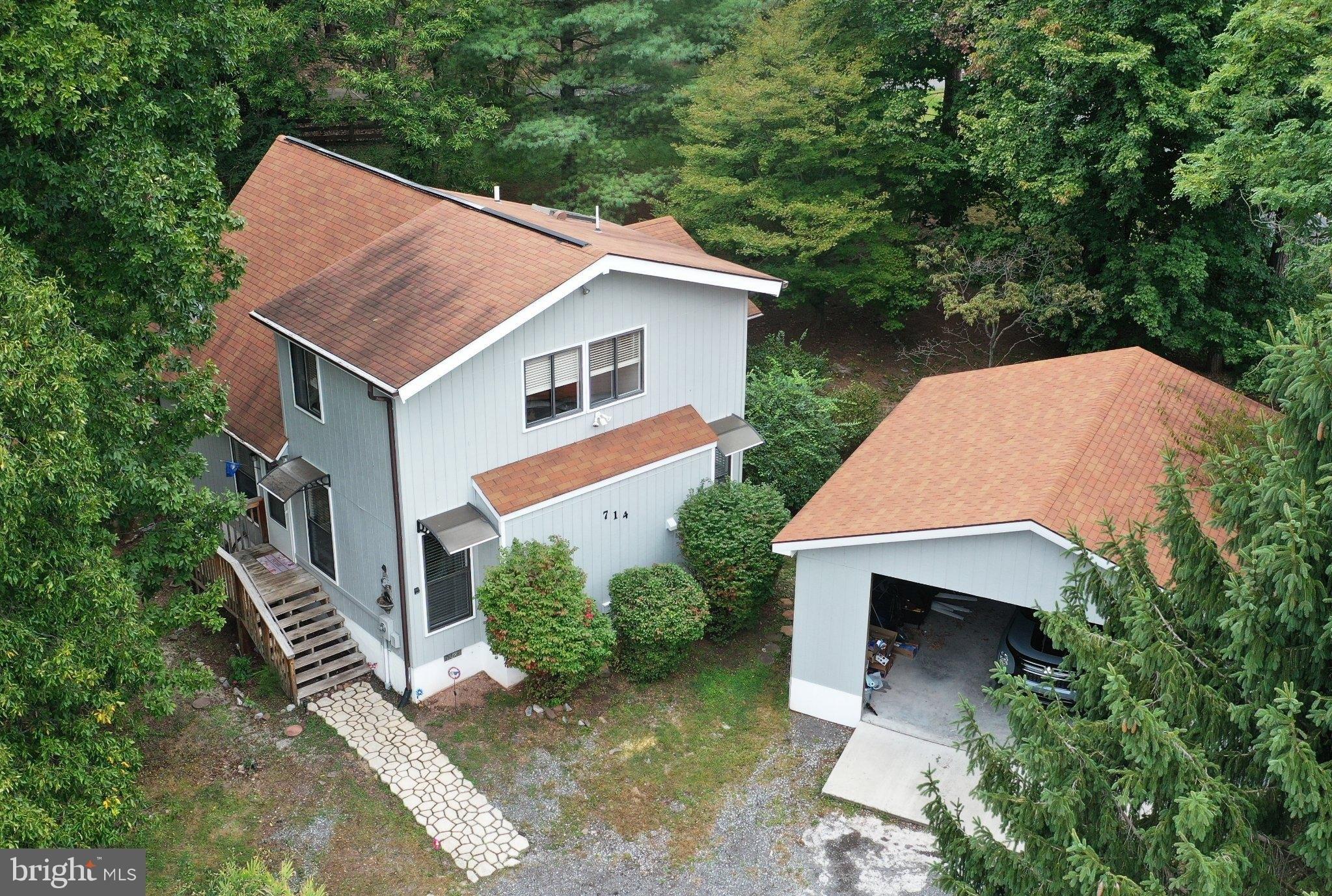 Tecumseh Trl, Hedgesville, WV 25427