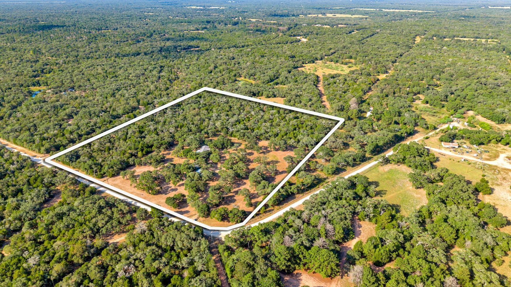 Private Road 1051, Hallettsville, TX 77964