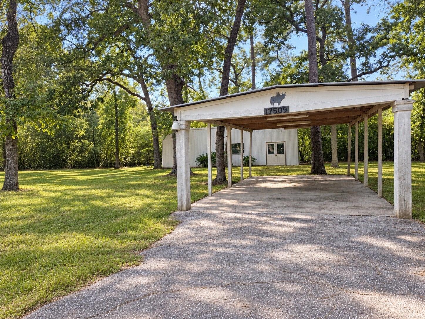 Heaton Ct, Magnolia, TX 77355