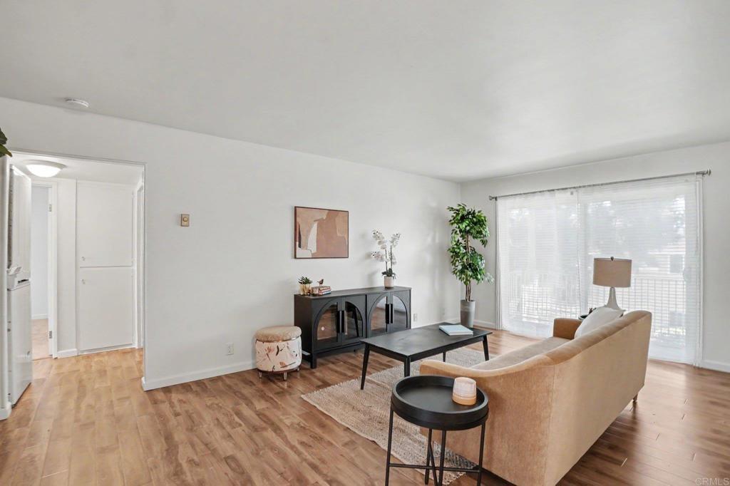 Maple Ave, La Mesa, CA 91941
