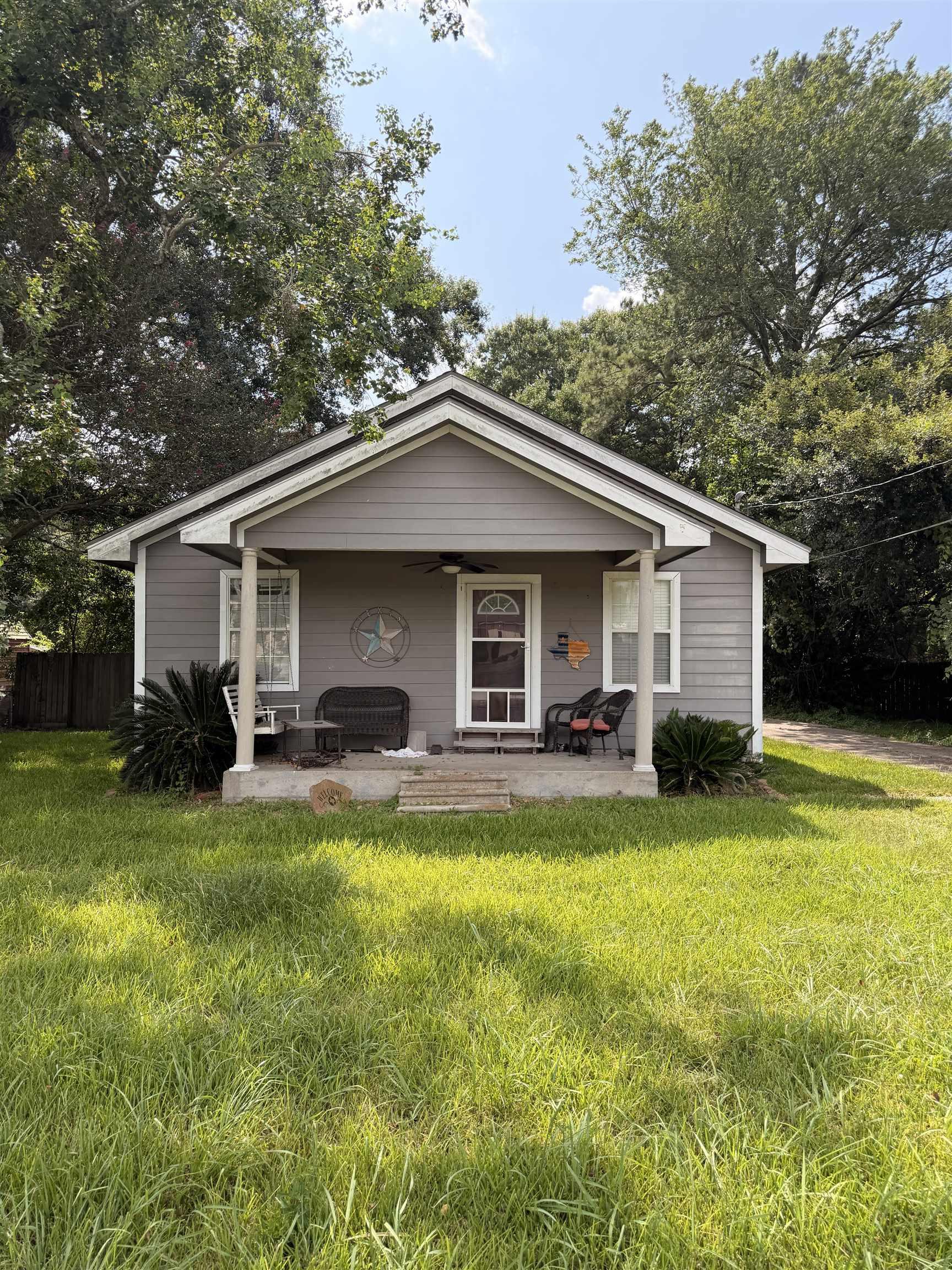 Glendale St, Beaumont, TX 77707