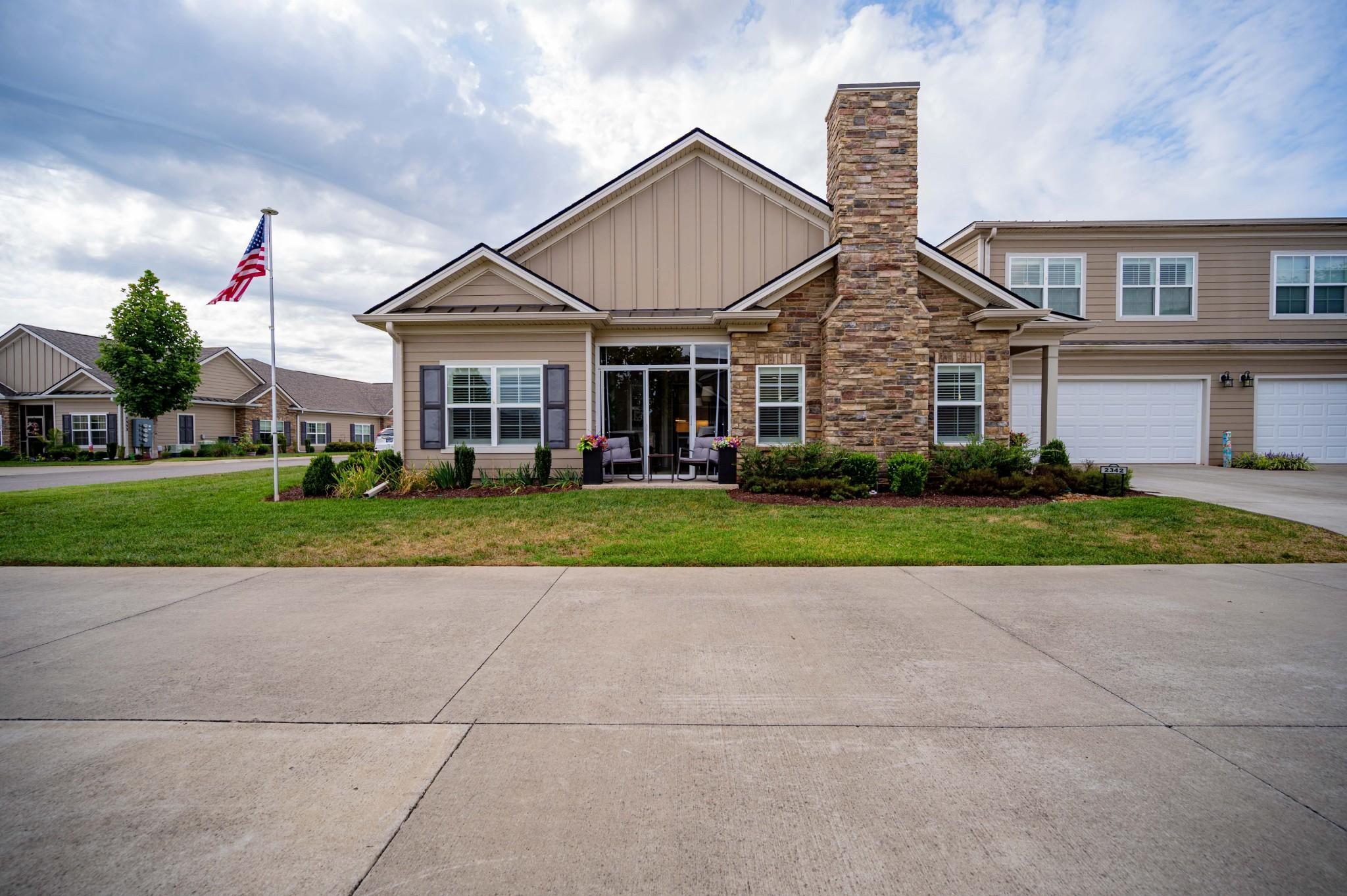 Stonecenter Ln, Murfreesboro, TN 37128