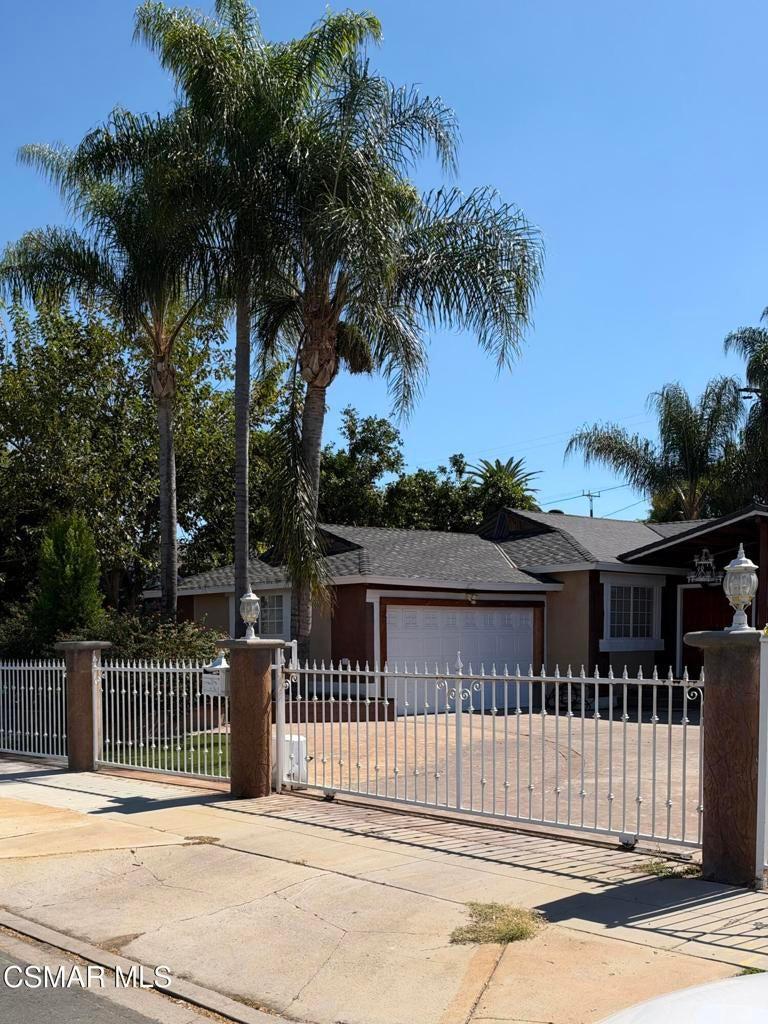 Hartland St, Winnetka, CA 91306