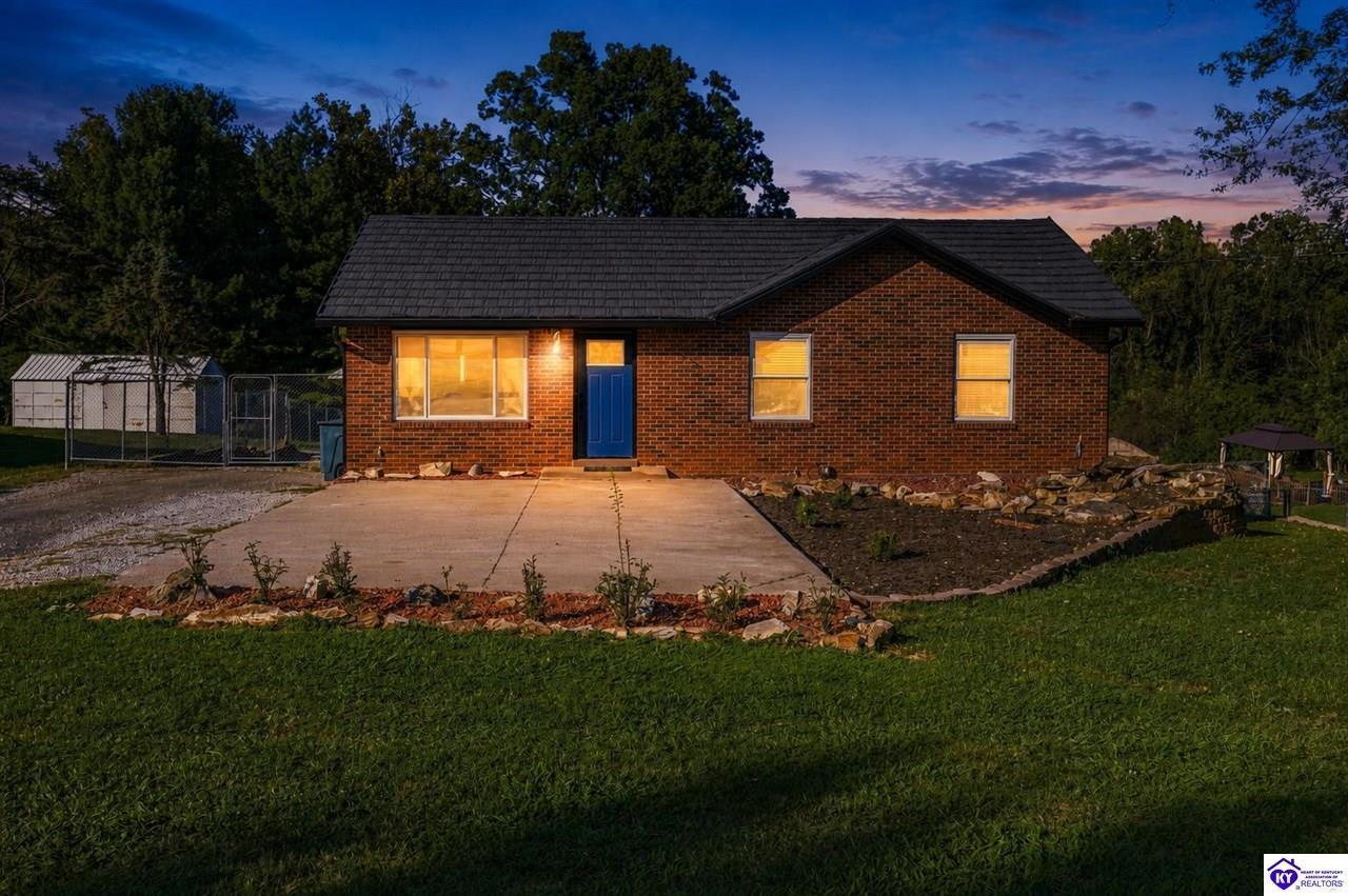 Valley View Dr, Radcliff, KY 40160