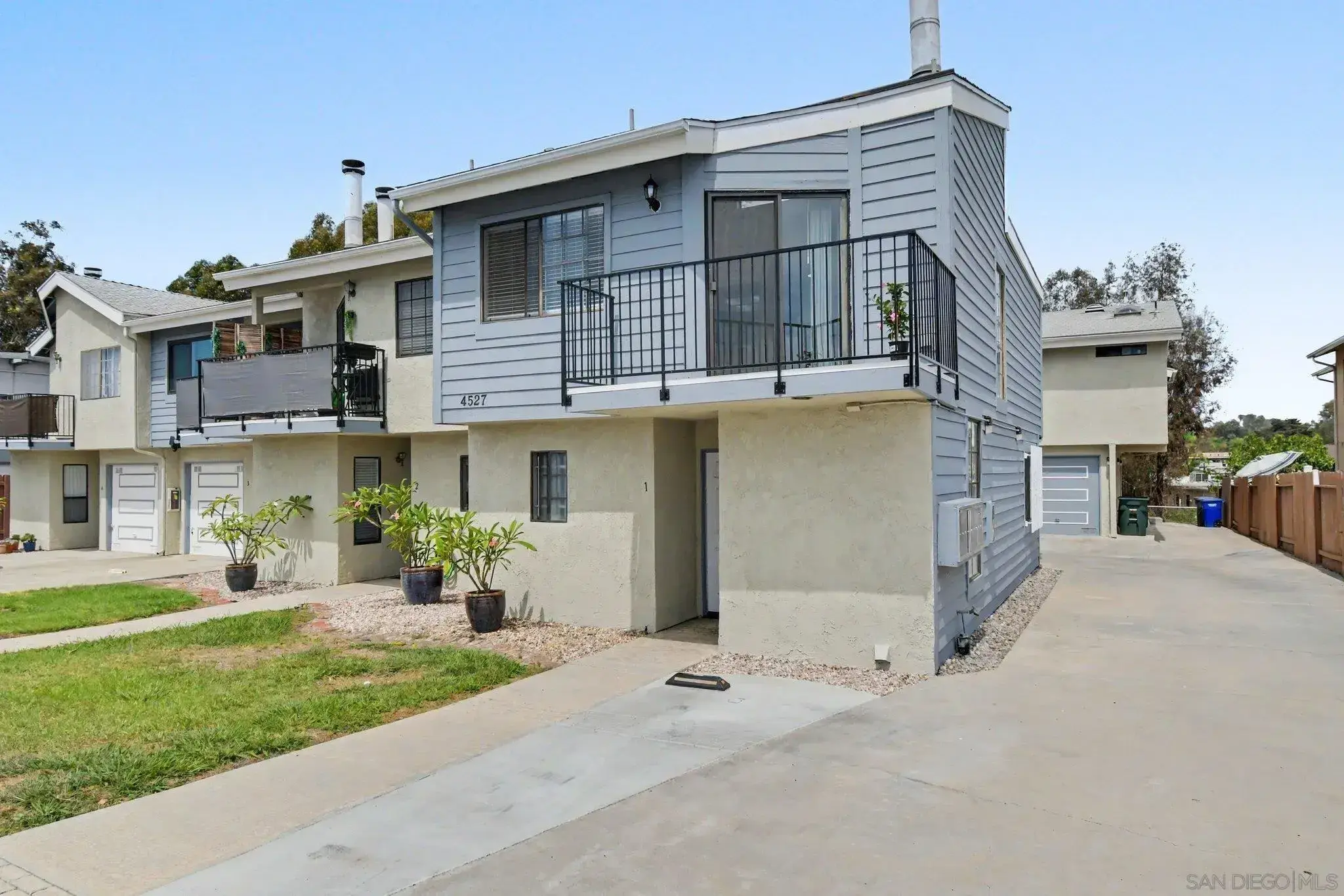 Contour Blvd, San Diego, CA 92115