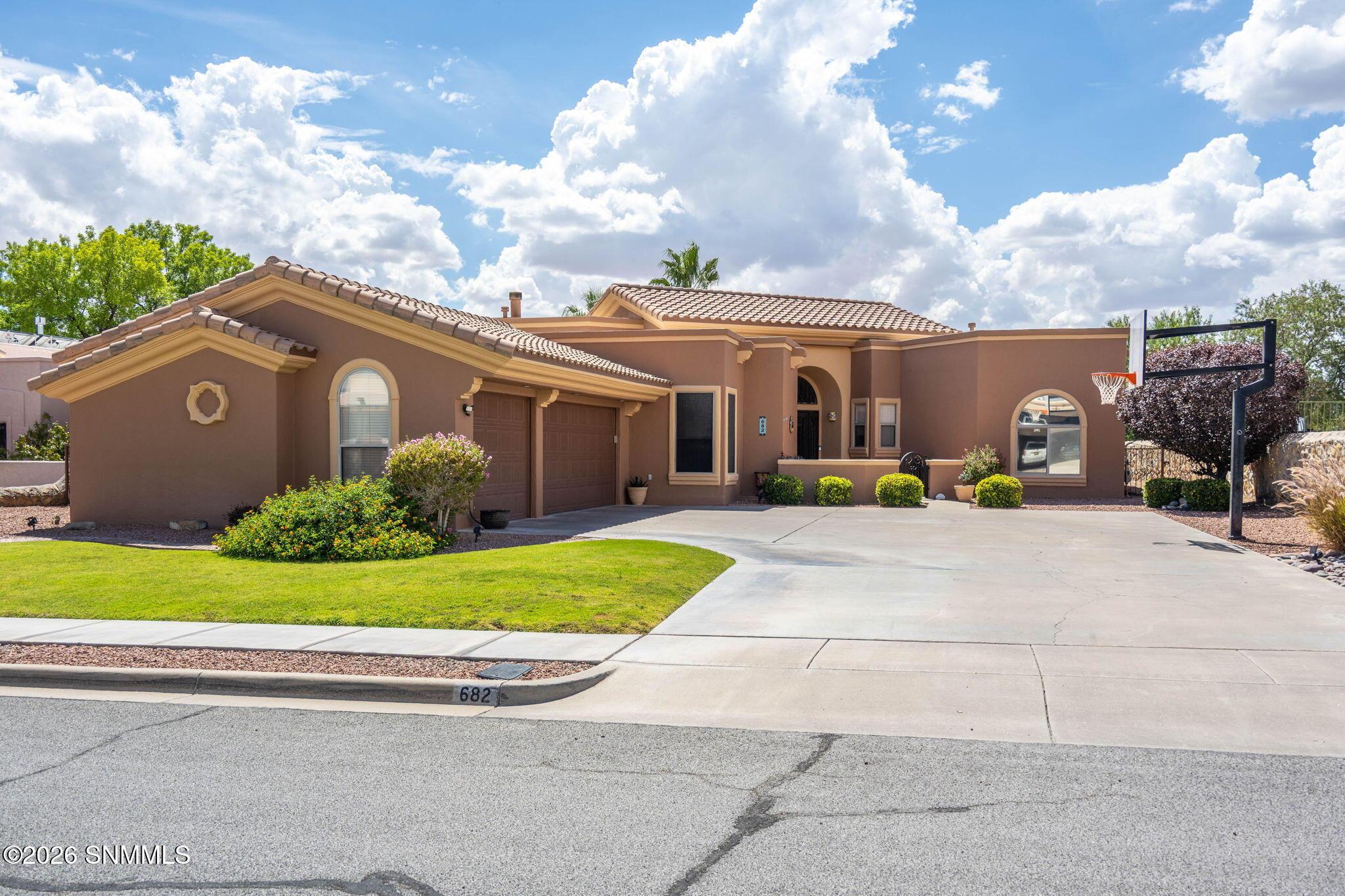 Stone Canyon Dr, Las Cruces, NM 88011