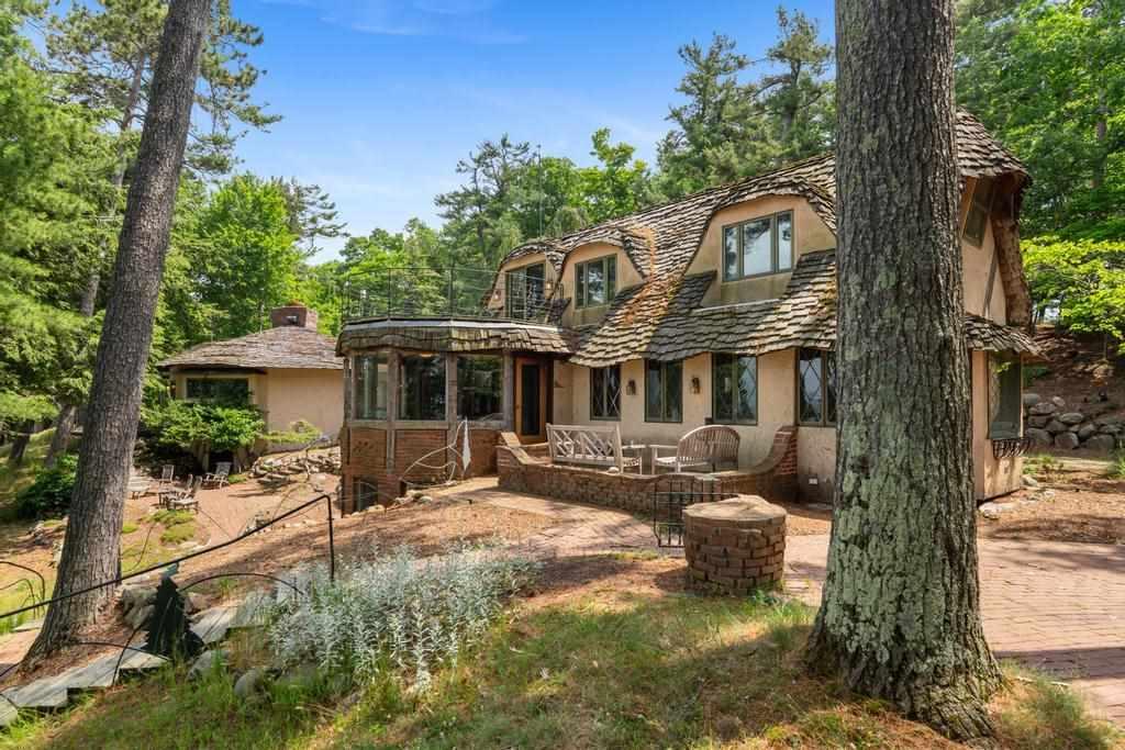 Division, Charlevoix, MI 49720