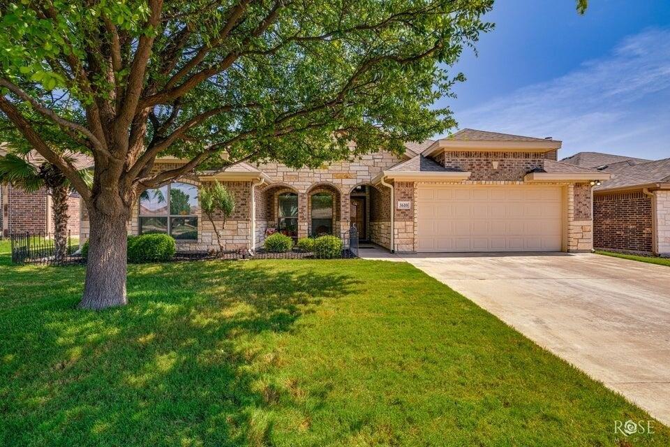 Canadian St, San Angelo, TX 76904